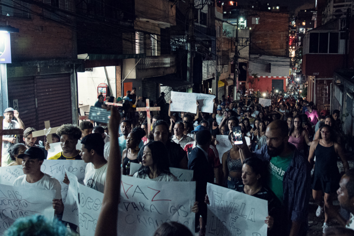 O que é capitalismo racial? – Instituto Búzios