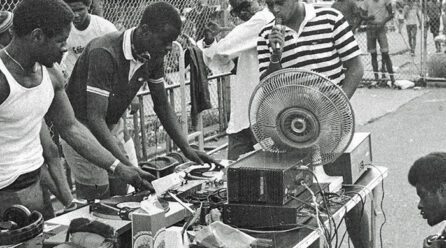 Precisamos recordar as raízes vermelhas do Hip-Hop