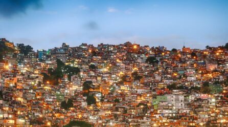 Produção de conhecimento nas favelas: ferramenta de identidade coletiva e luta política